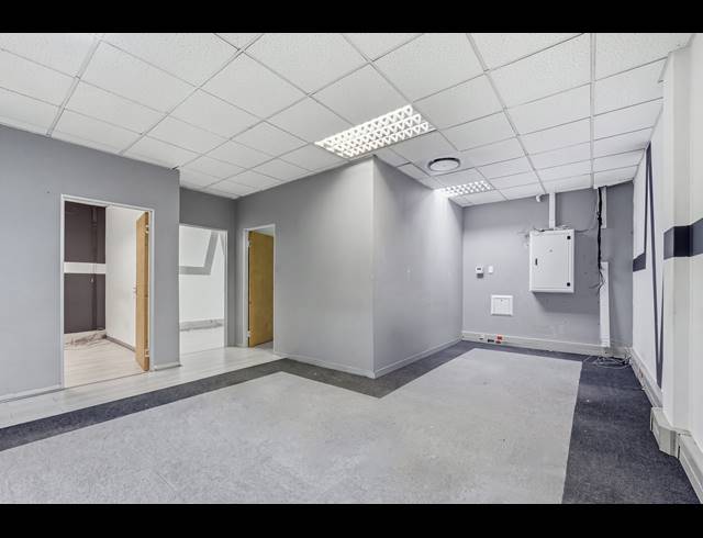 130M² OFFICE FOR SALE IN UMHLANGA RIDGE